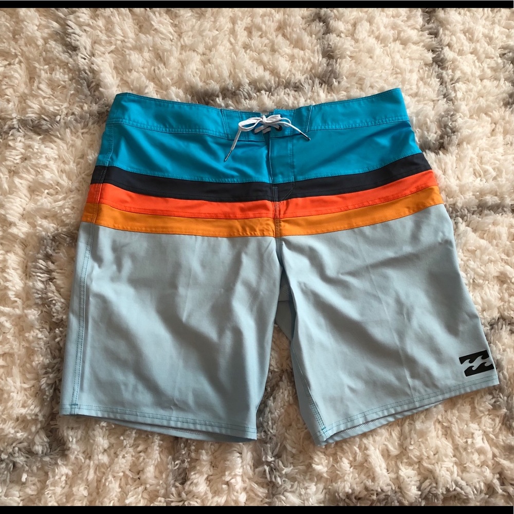 NWOT Billabong Swim Trunks
